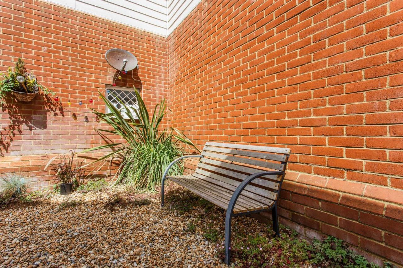 Holiday home Sands End *